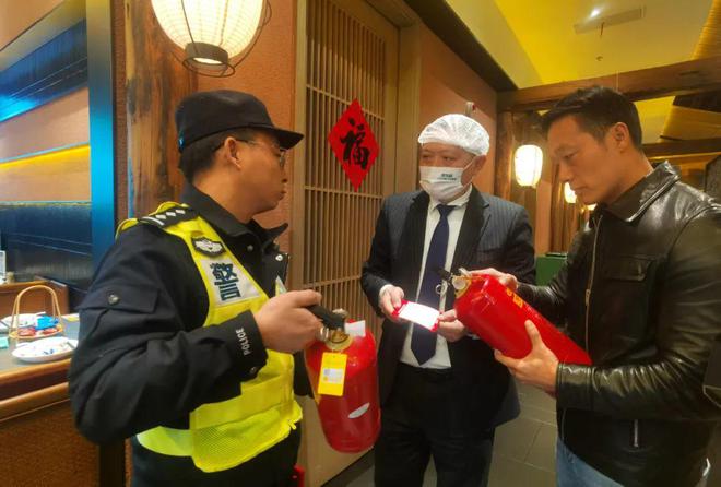 节后监管不放松区市场监管局中山所携手多部门守护“舌尖上的安全”(图5)